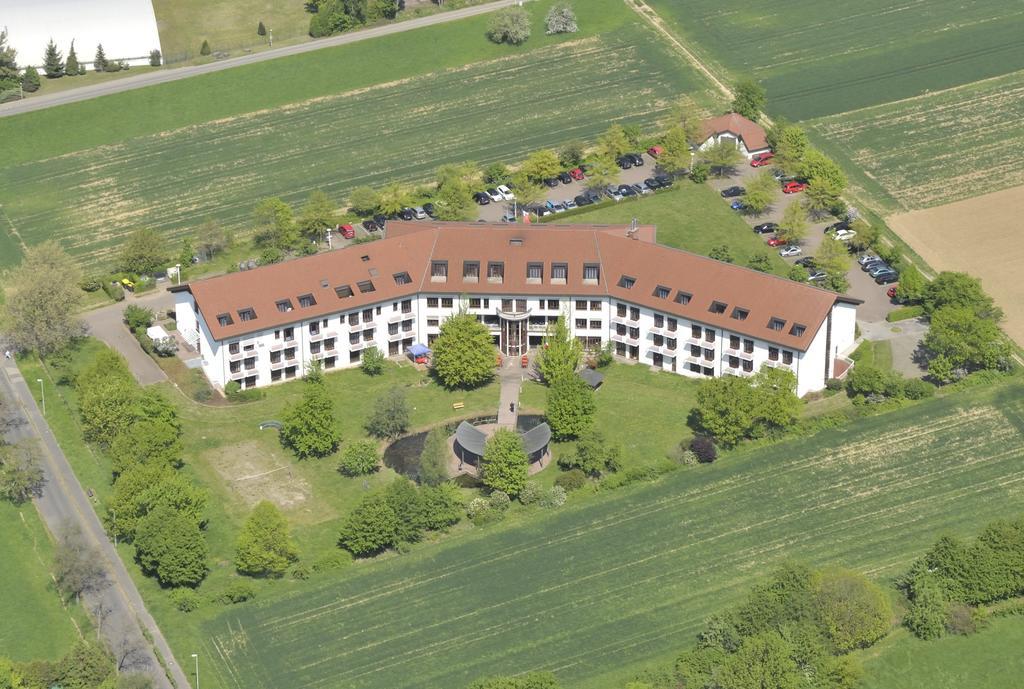 Tagungs- Und Bildungszentrum Steinbach/taunus Hotel