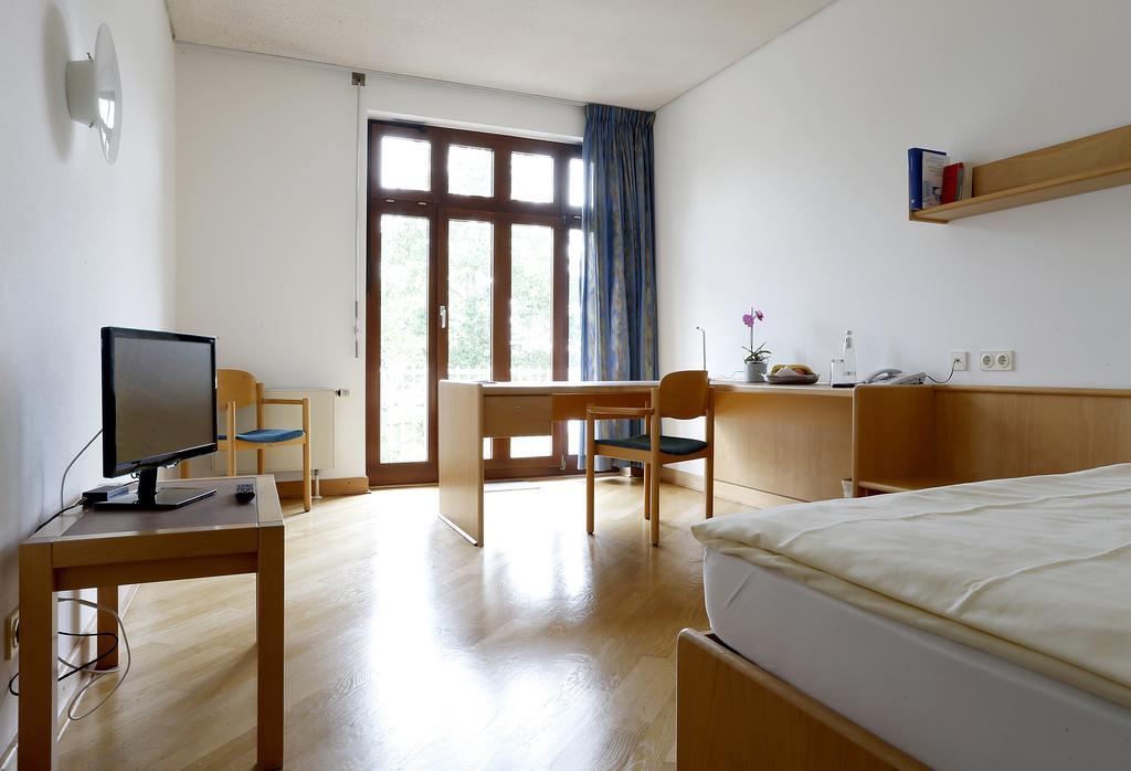 Tagungs- Und Bildungszentrum Steinbach/taunus 3* Steinbach im Taunus
