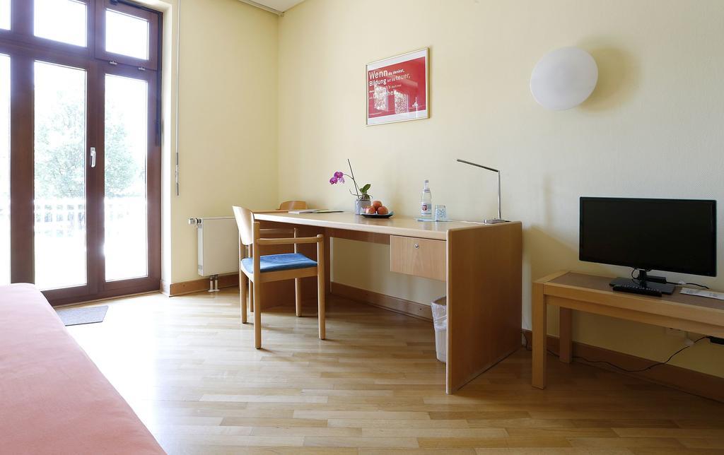 Hotel Tagungs- Und Bildungszentrum Steinbach/taunus 3*